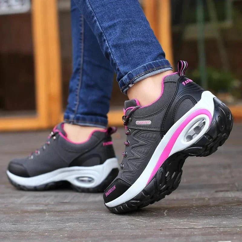 Chaussures de randonnée basses femme – Légères et respirantes pour pieds larges